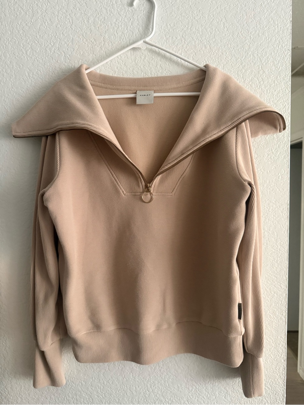 Varley Beige Zip-Front Sailor Collar Pullover